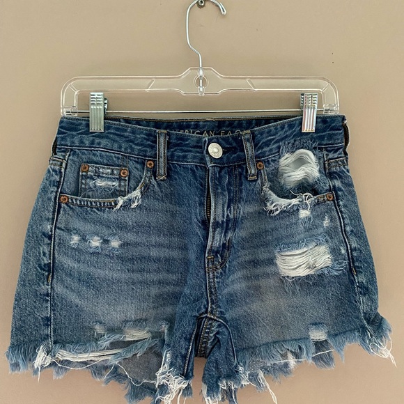 American Eagle size 0. Cute denim! - Picture 2 of 3